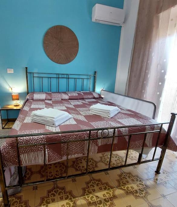 Apartamento La Pintadera Sarda Carbonia Exterior foto