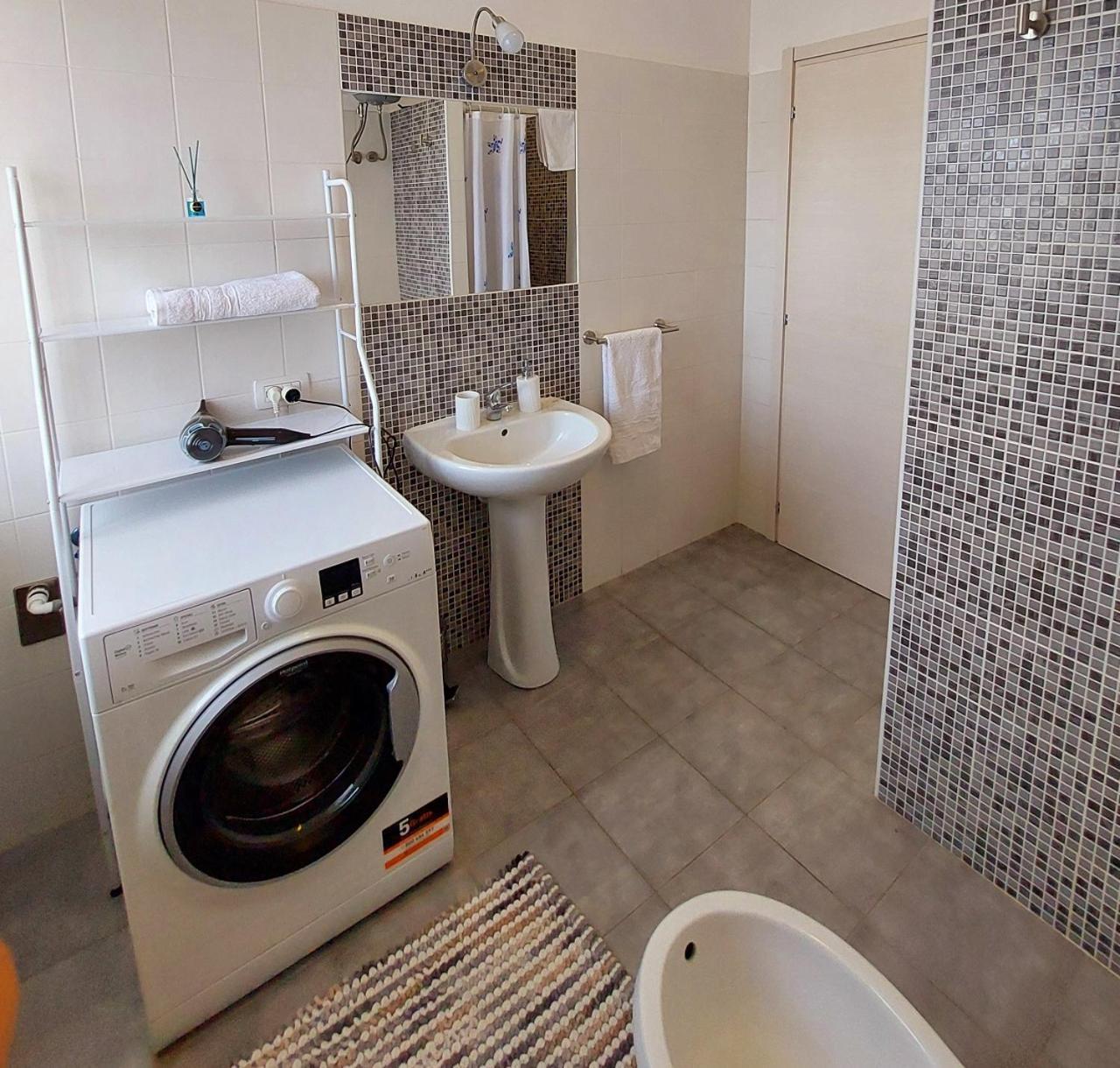 Apartamento La Pintadera Sarda Carbonia Exterior foto
